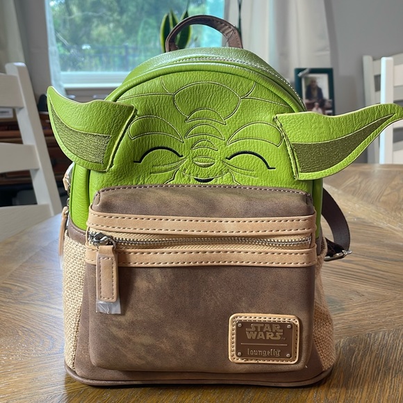 Loungefly Star Wars mini backpack. - Picture 2 of 9